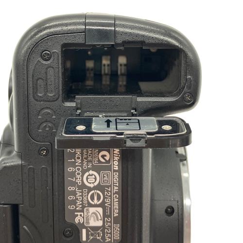 Nikon (ニコン) デジタル一眼レフカメラ D5000
