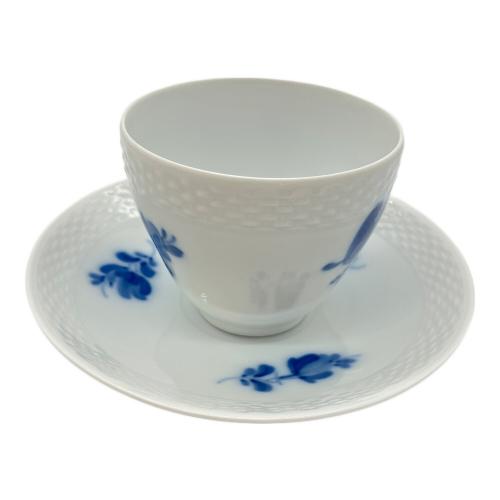 ROYAL COPENHAGEN (ロイヤル・コペンハーゲン) カップ＆ソーサー ブルーフラワー カーブ