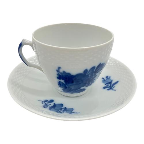 ROYAL COPENHAGEN (ロイヤル・コペンハーゲン) カップ＆ソーサー ブルーフラワー カーブ
