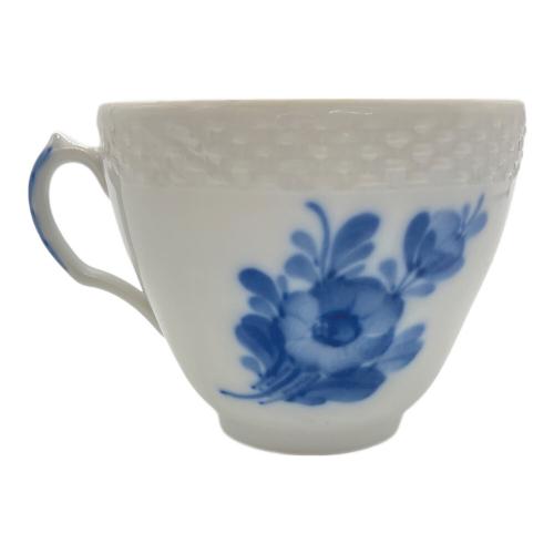 ROYAL COPENHAGEN (ロイヤル・コペンハーゲン) カップ＆ソーサー ブルーフラワー カーブ