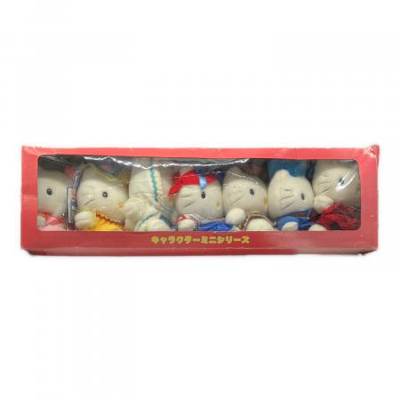 希少！おさるとハローキティのミニぬいぐるみセット サンリオ HELLO KITTY 世界のハローキティ キャラクターミニシリーズ 7