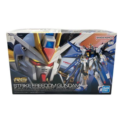 BANDAI (バンダイ) RG 1/144 機動戦士ガンダムSEED DESTINY ZGMF-X20A ストライクフリーダムガンダム ガンプラ