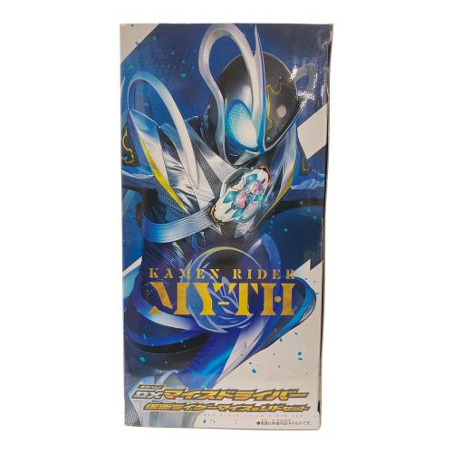 BANDAI (バンダイ) 仮面ライダーマイス 変身ベルト DXマイスドライバー 仮面ライダーマイス＆リドセット