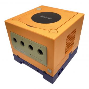 Nintendo (ニンテンドー) GAMECUBE アダプタ・AVコード付/・コントローラ無し 動作確認済み ゲームボーイプレイヤー・スタートアップディスク付き - -
