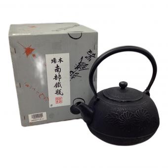 南部鉄器 (ナンブテッキ) 鉄瓶 南部平丸菊 2.3L T-24