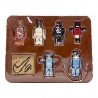 KUBRICK (キューブリック) フィギュア NIKE Design-Generation 1 2004年 1500セット限定販売品