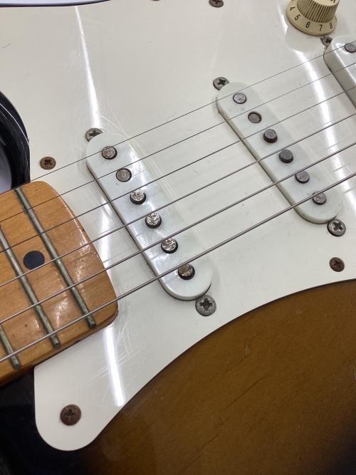 90's 付属品多数 fender japan ST-54 ストラトキャスター Fender Japan ストラトキャスターST54-80AM 2TS中古()売却済みです