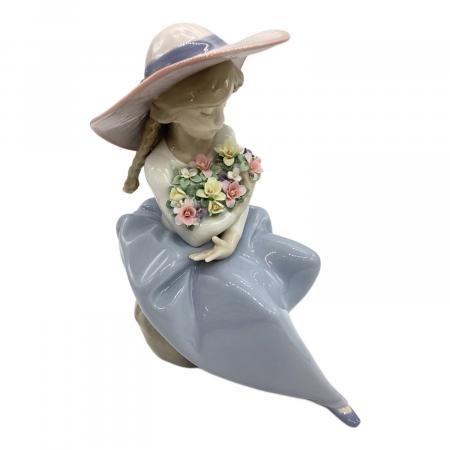 リヤドロ LLADRO おめかししようね 6862 フィギュリン 楽天市場】リヤドロ おめかししようね 少女 犬 6862 LLADRO AN ELEGANT