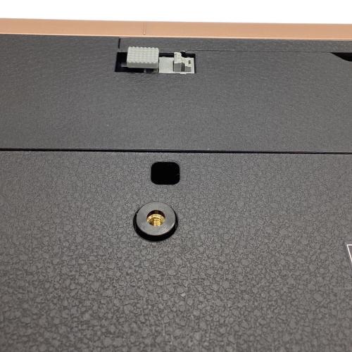 EPSON (エプソン) プロジェクター EF-100B 2019年製 dreamio 2000 ルーメン