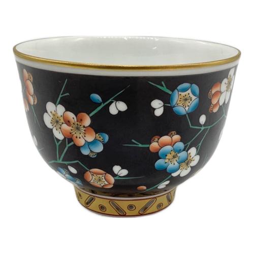 Herend (ヘレンド) カップ&ソーサー Prunier famille noir colore 黒地紅梅