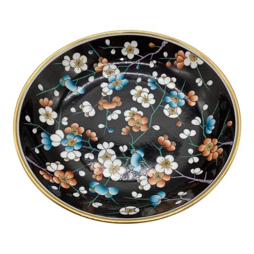 Herend (ヘレンド) カップ&ソーサー Prunier famille noir colore 黒地紅梅