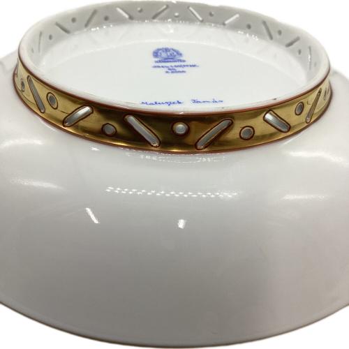 Herend (ヘレンド) カップ&ソーサー Prunier famille noir colore 黒地紅梅