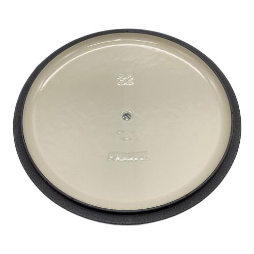 LE CREUSET (ルクルーゼ) 両手鍋 シーソルト ココット・ロンド