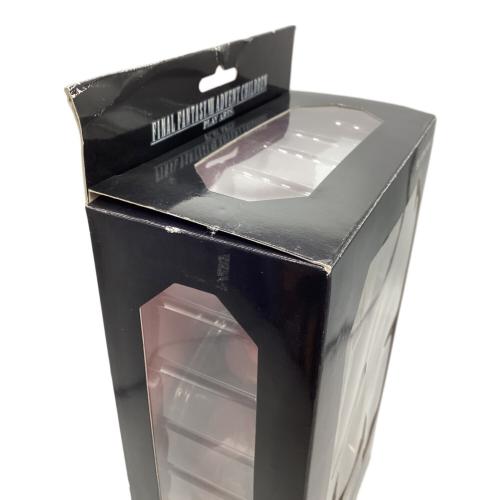 ファイナルファンタジー ヴィンセント フィギュア 箱ダメージ PLAY ARTS