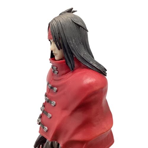 ファイナルファンタジー ヴィンセント フィギュア 箱ダメージ PLAY ARTS