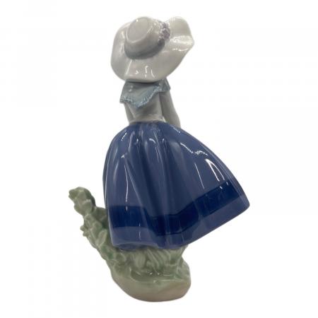え*ん様 リヤドロ LLADRO 置物 フィギュリン 5222 きれいな花ばかり LLADRO (リヤドロ) フィギュリン きれいな花ばかり｜トレファクONLINE