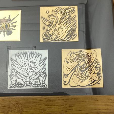 額装ピンズセット モンスターハンター20周年 大狩猟展｜トレファクONLINE