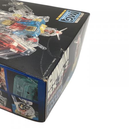 BANDAI (バンダイ) RX-78-2 ガンプラ 箱ダメージ MGクリスタル