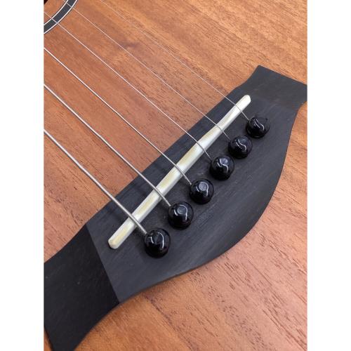 Taylor (テイラー) BABY MAHOGANY ミニアコースティックギター BT2