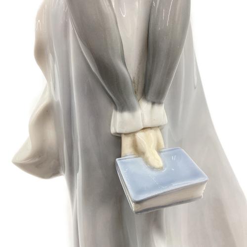 LLADRO (リヤドロ) フィギュリン 海のそよ風
