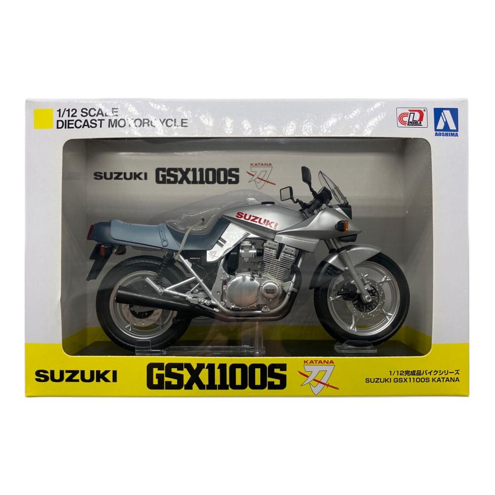 青島文化教材社 スズキ カタナ刀 GSX1100SE 1/12 レッド ヨシムラ 伝説のバイク「KATANA」が、お手頃価格の1/12完成品モデルとなって青島