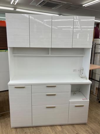 ニトリ レンジボード ホワイト 46 3枚扉 エトナ