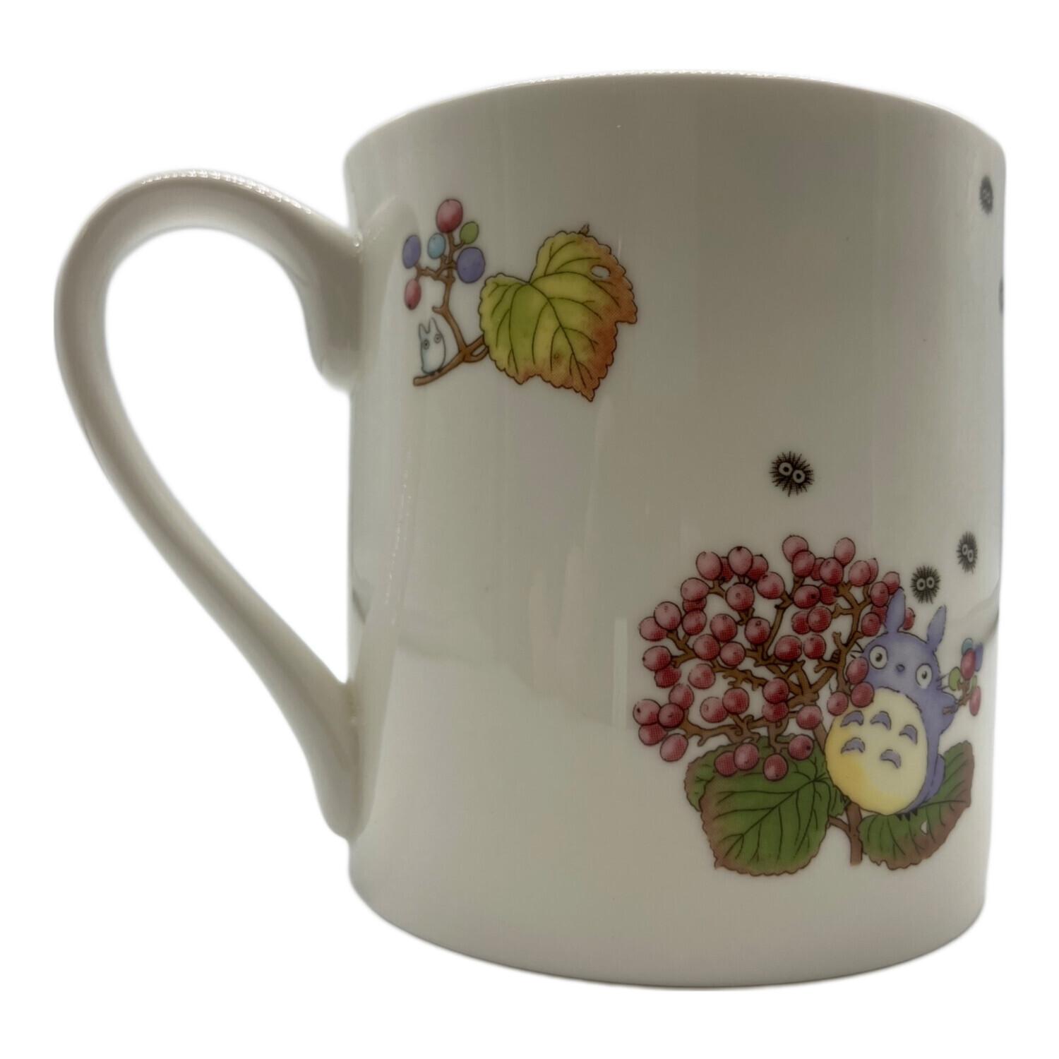 Noritake ノリタケ となりのトトロ マグカップ6個 約27cmプレート Noritake ノリタケ となりのトトロ マグカップ6個 約27cmプレート 楽天