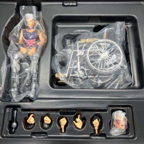 ジョジョの奇妙な冒険 (ジョジョノキミョウナボウケン) フィギュア 箱傷み 超像可動 J・P・ポルナレフ