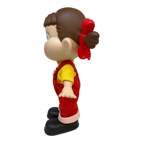 ペコちゃん (ペコチャン) 人形