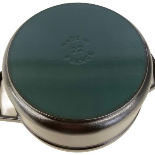 Staub (ストウブ) 両手鍋 SIZE 22cm