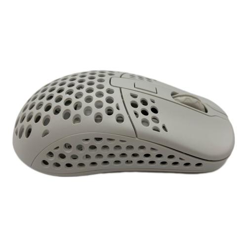 xtrfy (エクストリファイ) M42 ワイヤレス RGB ホワイト 左右対称 超軽量 ゲーミングマウス ゲーミングマウス 701637