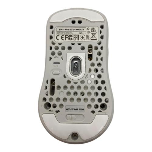 xtrfy (エクストリファイ) M42 ワイヤレス RGB ホワイト 左右対称 超軽量 ゲーミングマウス ゲーミングマウス 701637