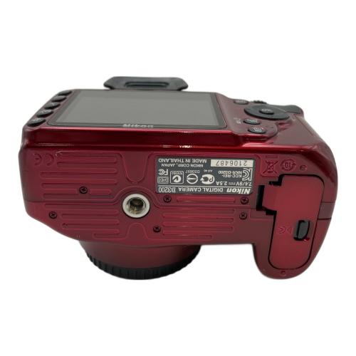 Nikon (ニコン) デジタル一眼レフカメラ D3200