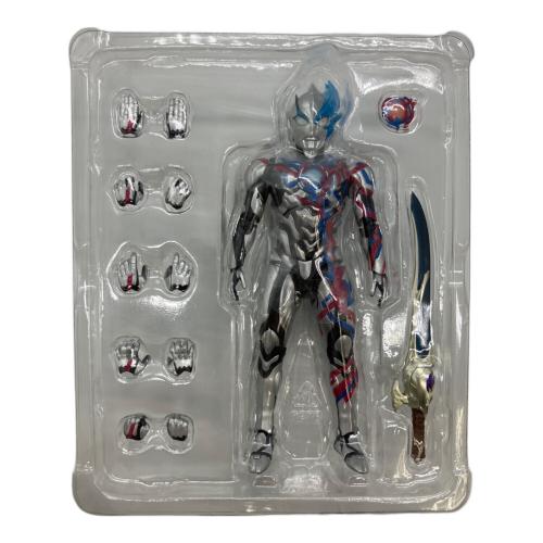 ウルトラマンブレーザー (-) フィギュア S.H.Figuarts