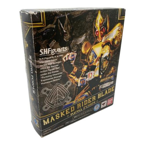 BANDAI S.H.Figuarts 仮面ライダーブレイド キングフォーム 仮面ﾗｲﾀﾞｰ剣(ブレイド) 魂ウェブ商店限定