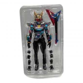 仮面ライダーギーツ (カメンライダーギーツ) フィギュア S.H.Figuarts 仮面ライダーナーゴ ビートフォーム