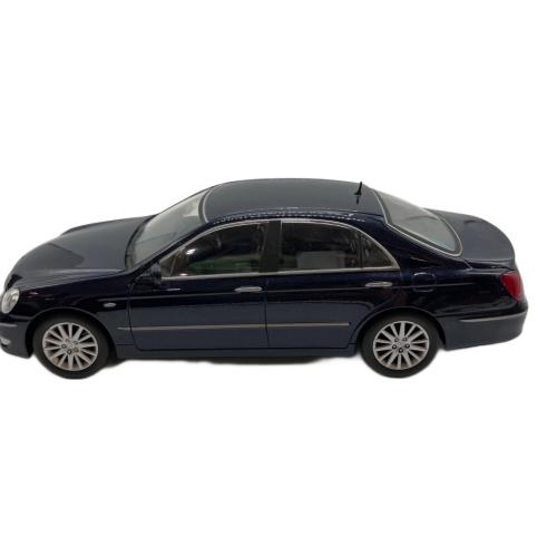 カラーサンプル用ディスプレイモデル クラウンマジェスタ