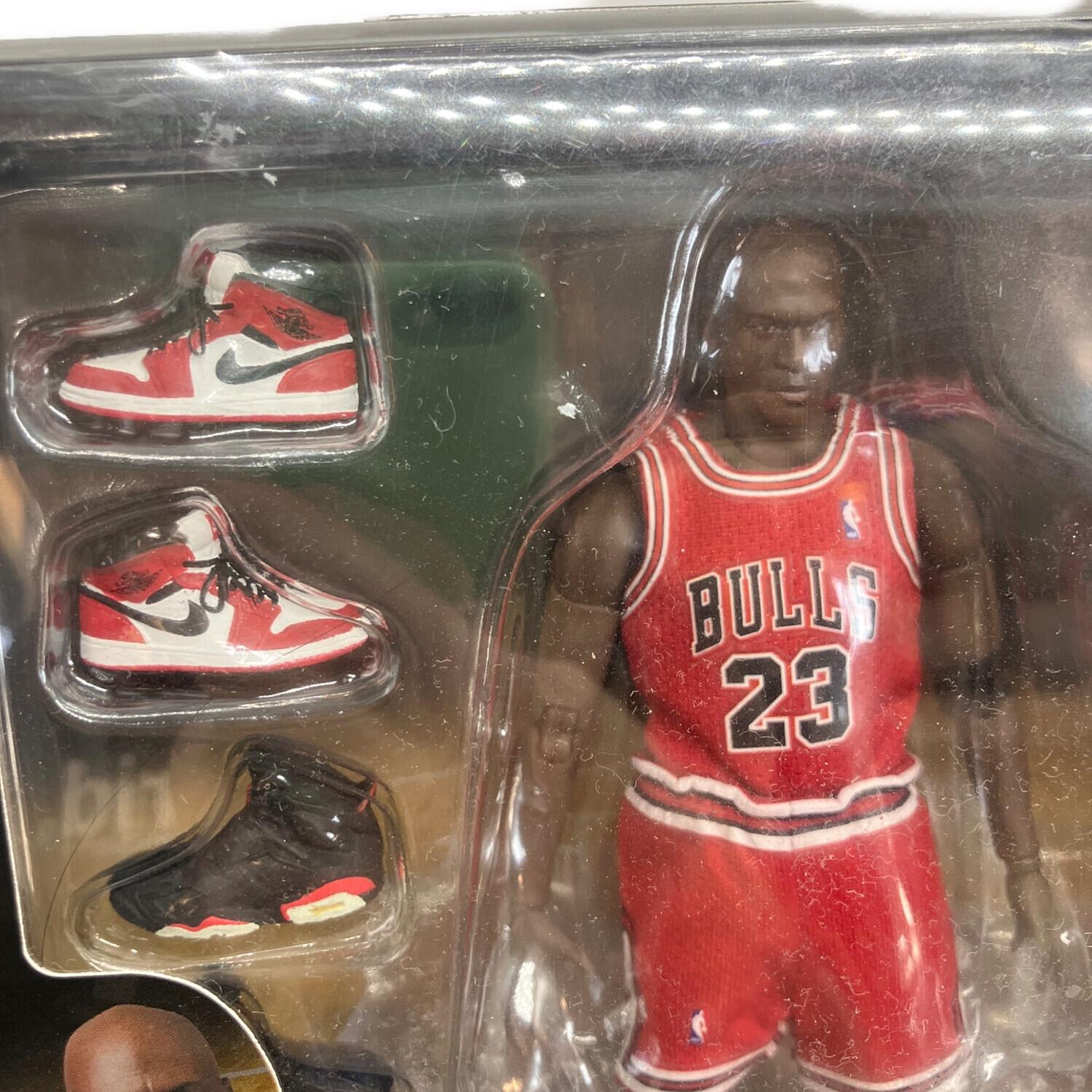 MAFEX (マフェックス) フィギュア Michael Jordan｜トレファクONLINE