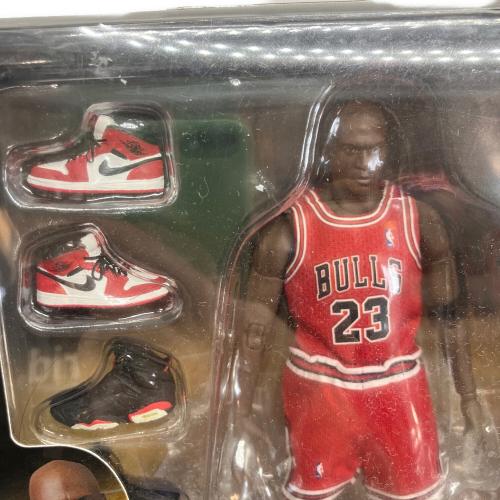 MAFEX (マフェックス) フィギュア Michael Jordan