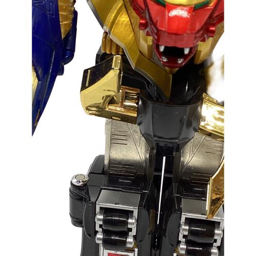 BANDAI (バンダイ) DX超合金 ガオキング キズ有 百獣戦隊ガオレンジャー