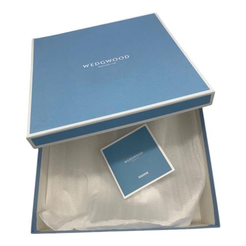 Wedgwood (ウェッジウッド) スクエアボウル ストロベリーブルームインディゴ