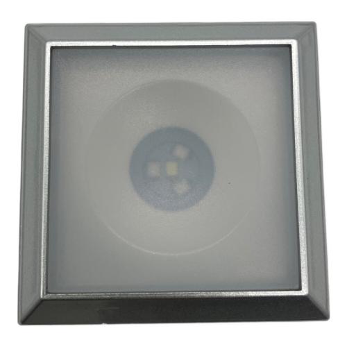 クリスタルオブジェ