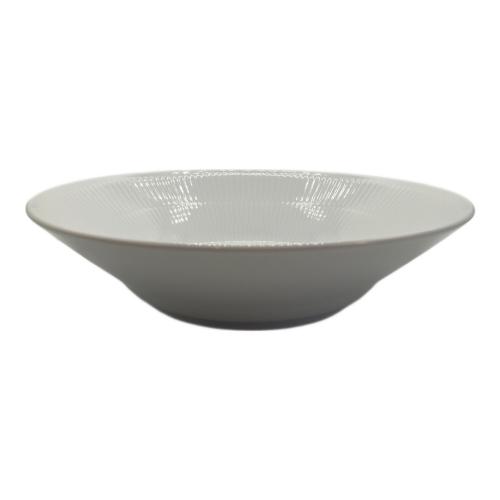 ROYAL COPENHAGEN (ロイヤル・コペンハーゲン) 深皿 ホワイトフルーテッド・プレイン 2Pセット