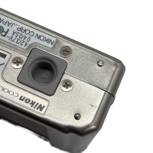 Nikon (ニコン) コンパクトデジタルカメラ COOLPIX S500