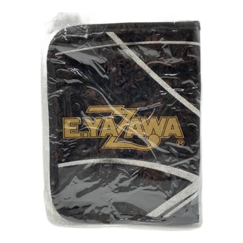 YAZAWA (ヤザワ) マルチポーチ ロゴマイク