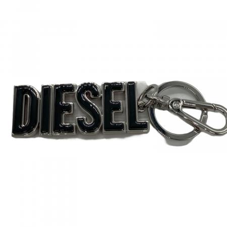 ディーゼル ディーロゴ キーホルダー キーリング DIESEL X09331 DIESEL (ディーゼル) 3D DSL キーリング ロゴキーホルダー｜トレファク