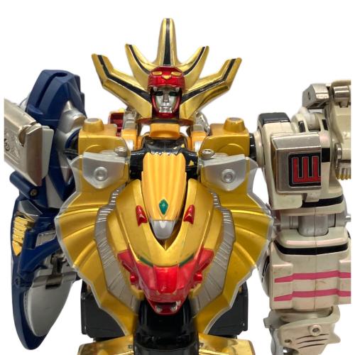 ガオキング 戦隊ヒーロー ガオシャーク尻尾欠品・ハゲ有・台座パーツ欠品