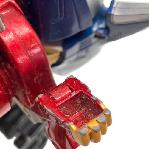 ガオキング 戦隊ヒーロー ガオシャーク尻尾欠品・ハゲ有・台座パーツ欠品