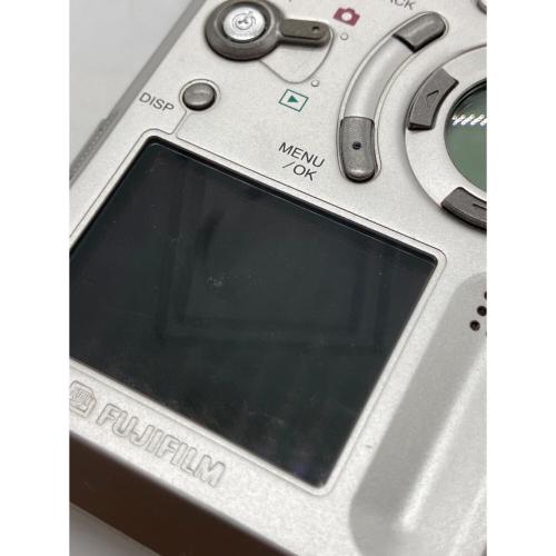 FUJIFILM (フジフィルム) デジタルカメラ Finepix 6800Z