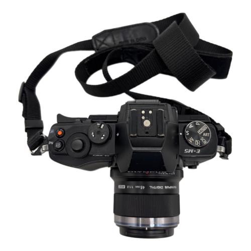 OLYMPUS (オリンパス) デジタル一眼レフカメラ E-M5 動作確認済み